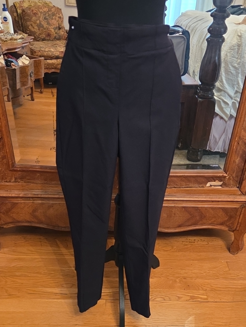 High-Waist Black Skinny Trousers for Women